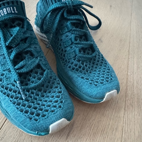 NOBULL Knit Runner shoes in the deep teal color Woman’s 8.5 Men 7 - Picture 4 of 8